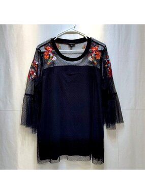 Torrid Black Floral Embroidered Mesh Tunic Top 3/4 Bell Sleeves Women's Size 1